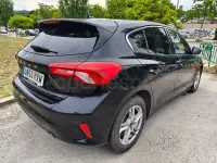 Usado Ford Focus Trend 120 CV (88 kW) 2019 Negro Berlina