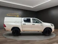 Usado Toyota HiLux 150 CV (110 kW) 2022 Blanco Pickup/Camioneta