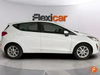 Usado Ford Fiesta Active 85 CV (62 kW) 2018 Blanco Utilitario