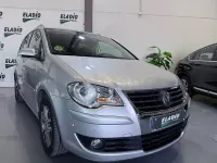 Usado VW Touran Highline 140 CV (102 kW) 2008 Gris / plata Monovolumen
