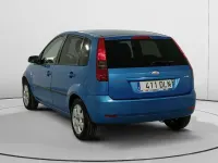 Usado Ford Fiesta Trend 68 CV (50 kW) 2005 Azul Utilitario