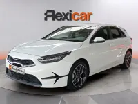Usado Kia Ceed 136 CV (100 kW) 2023 Blanco Utilitario