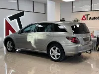 Usado Mercedes R320 224 CV (164 kW) 2007 Marrón Familiar