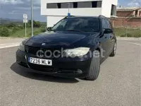 Usado BMW 318 122 CV (89 kW) 2007 Negro Familiar