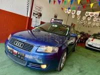 Usado Audi A3 Ambition 140 CV (102 kW) 2006 Azul Utilitario