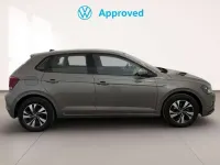 Usado VW Polo Advance 95 CV (69 kW) 2022 Gris Utilitario