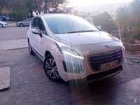 Usado Peugeot 3008 Style 120 CV (88 kW) 2015 Blanco Familiar