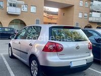 Usado VW Golf IV Highline 140 CV (102 kW) 2004 Gris / plata Berlina