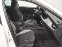 Usado Skoda Scala Selection 116 CV (85 kW) 2025 Blanco Utilitario
