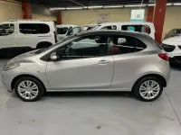 Używany Mazda 2 Active Plus 86 KM (63 kW) 2008 Szary Hatchback
