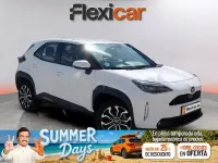 Usado Toyota Yaris Cross Active 116 CV (85 kW) 2022 Blanco SUV