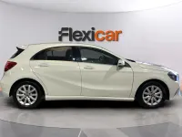 Usado Mercedes A180 109 CV (80 kW) 2017 Blanco Utilitario