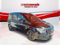 Usado Mercedes T180 116 CV (85 kW) 2023 Negro Monovolumen