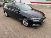 Usado VW Passat Advance 120 CV (88 kW) 2018 Negro Familiar