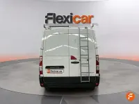 Usado Renault Master 110 CV (80 kW) 2019 Blanco Berlina