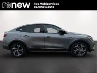 Usado Renault Arkana Engineered 145 CV (106 kW) 2022 Gris SUV