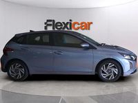 Usado Hyundai i20 101 CV (74 kW) 2024 Azul Utilitario