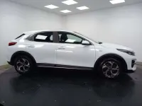 Usado Kia XCeed 121 CV (88 kW) 2022 Blanco SUV