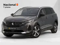 Usado Peugeot 5008 Allure 130 CV (95 kW) 2021 Gris / plata SUV