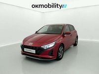 Usado Hyundai i20 101 CV (74 kW) 2024 Rojo Utilitario