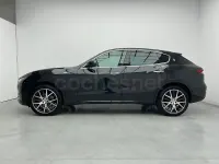 Usado Maserati Levante GT 330 CV (242 kW) 2023 Negro SUV