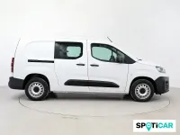 Usado Fiat Doblò 101 CV (74 kW) 2024 Blanco Monovolumen