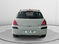 Usado Peugeot 308 Business-Line 92 CV (67 kW) 2011 Blanco Berlina