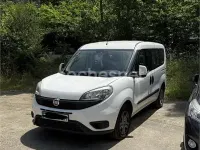 Usado Fiat Doblò Easy 90 CV (66 kW) 2016 Blanco Monovolumen