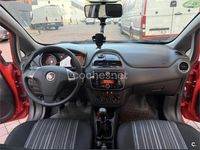 Usado Fiat Punto Evo Dynamic 77 CV (56 kW) 2011 Rojo Utilitario
