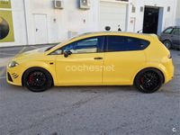 Usado Seat Leon CUPRA 240 CV (176 kW) 2008 Amarillo Utilitario