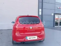 Usado Seat Altea Stylance 102 CV (75 kW) 2008 Rojo Monovolumen