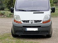 Usado Renault Trafic 77 CV (56 kW) 1999 Gris / plata Monovolumen