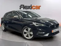 Usado Seat Leon FR 150 CV (110 kW) 2020 Negro Berlina