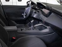 Begagnad Peugeot 308 Active 131 HK (96 kW) 2023 Vit Kombi