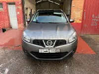 Usado Nissan Qashqai Premium Edition 110 CV (80 kW) 2011 Gris / plata SUV