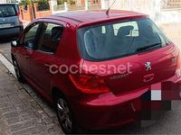 Usado Peugeot 307 110 CV (80 kW) 2006 Granate Berlina