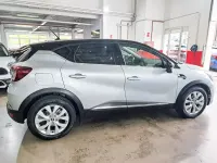 Usado Renault Captur Zen 160 CV (117 kW) 2022 Gris / plata SUV