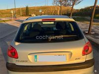 Usado Peugeot 206 75 CV (55 kW) 2005 Gris / plata Berlina