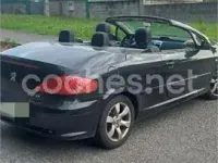 Usado Peugeot 307 CC 138 CV (101 kW) 2006 Negro Descapotable