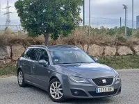 Usado Seat Exeo Ecomotive 143 CV (105 kW) 2012 Gris / plata Familiar