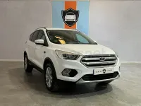 Usado Ford Kuga Trend 120 CV (88 kW) 2020 Blanco SUV