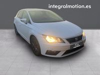 Usado Seat Leon Style 130 CV (95 kW) 2020 Blanco Berlina