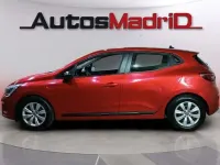 Usado Renault Clio V Equilibre 91 CV (66 kW) 2022 Rojo Utilitario