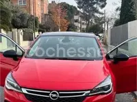 Usado Opel Astra Elegance 110 CV (80 kW) 2018 Rojo Berlina