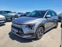 Usado Kia Niro 141 CV (103 kW) 2022 Gris / plata SUV