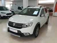 Usado Dacia Sandero Comfort 90 CV (66 kW) 2020 Blanco Berlina