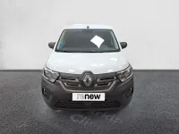 Usado Renault Kangoo 88 kW (120 CV) 2022 Blanco Monovolumen