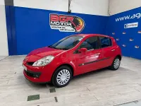 Usado Renault Clio II Authentique 75 CV (55 kW) 2008 Rojo Berlina