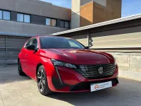 Usado Peugeot 308 Allure 130 CV (95 kW) 2023 Rojo