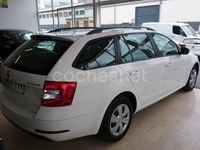 Usado Skoda Octavia Active 115 CV (84 kW) 2019 Blanco Familiar